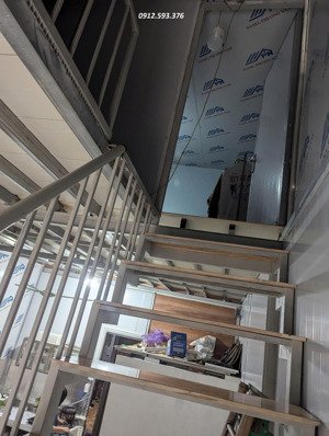 cho thuê nhà 2 tầng tổng diện tích dùng 60m2 tại phố an dương - hồng hà - hà nội