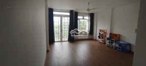 cho thuê mặt bằng văn phòng/studio/kho bán hàng online view công viên kdc phú lợi q8