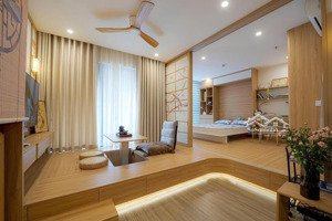 chính chủ bán căn 2 ngủ, 80m2, giá tốt chí 8,99 tỷ, tầng cao, view đẹp. lh: 0343,202.831