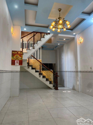 chủ gửi bán ngôi nhà vị trí đẹp khu vực quận 7 diện tích sàn