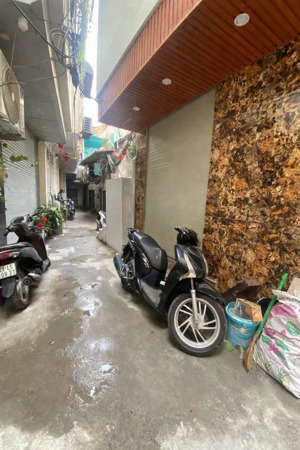 phố chợ khâm thiên, ngõ thông, lô góc, 3 mặt thoáng vĩnh viễn đều có cửa sổ, 47m2x4t, nhỉnh 8tỷ