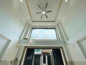 nhà 1 trệt 1 lầu, trường thọ, giá 6,5 tỷ, hxh.