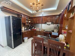 Bán căn hộ A6 Nam Trung Yên 2 phòng ngủ 1 vệ sinh, nhà đẹp giá 4.1 tỷ có bớt liên hệ 0333196926