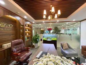 chính chủ cho thuê sàn văn phòng 215m2 sẵn nội thất tại n01 - t5 ngoại giao đoàn giá 250k/m2