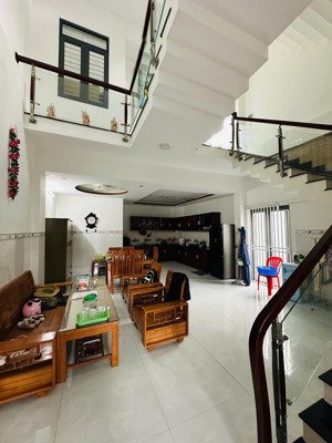 bán nhà 3 tầng,2 mặt kiệt ô tô ngô quyền thông trần duy chiến mân thái sơn trà đà nẵng