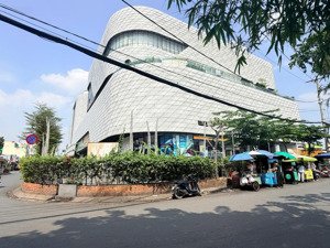 biệt phủ đẳng cấp mt đường số 30, đối diện công viên cách gigamall 100m, hiệp bình chánh, thủ đức