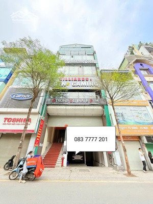 [mới] hoàng cầu, văn phòng sầm uất, vỉa hè rộng, chủ nhà nét