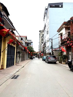 [độc nhất] bán nhà huy du-hồ tùng mậu, phân lô, vỉa hè, oto tránh, huynhdai ngủ trong nhà, 12.6 tỷ