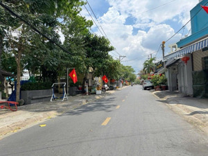 bán nhà đường 385 phường tăng nhơn phú a gía 15.7 tỷ