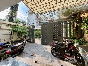 quanh 15tỷ = biệt thự 160m2 ôtô vào sân, full nội thất - ngang lớn, phan huy ích gò vấp