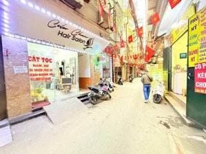 bán nhà chùa láng -đống đa -95mx8tầng thang máyxmt4.9m - ô tô - dòng tiền 80tr/th- 3xtỷ 