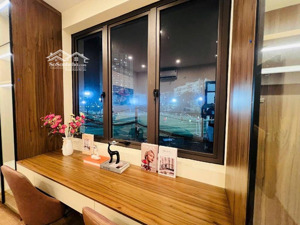 nhà đẹp tố hữu, ô tô đỗ cửa. thoáng đẹp. khu dân trí cao, nhà mới 5 tầng. nhỉnh 8 tỷ. xem nhanh