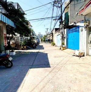 nhà 48m2, 5,25 tỷ, view đẹp tại hương lộ 2, bình trị đông a, q.bình tân