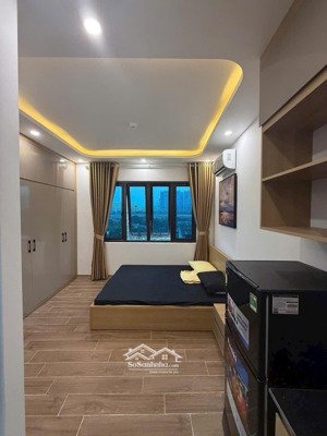 ccmn 7 tầng thang máy 18 phòng phú diễn 14.5 tỷ