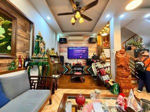 bán nhà riêng 45m2, 13,5 tỷ tại đông các, ô chợ dừa, đống đa, hà nội