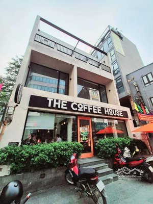 lô góc cực đẹp! mặt phố nguyễn khánh toàn. dt 130m2 x 4 tầng, mt 7m. giá 72 tỷ. kd cafe siêu đinh