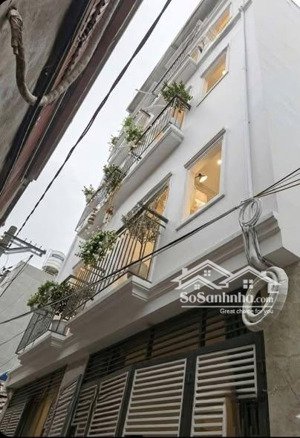 hơn 6 tỷ giữ tiền bằng nhà, sinh lời bằng vị trí 32m² x 4,5 tầng dáng nhà gọn gàng