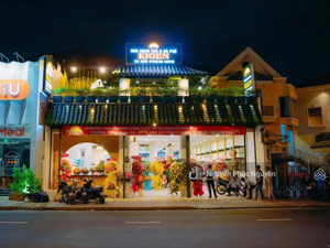 cho thuê biệt thự mt 252a điện biên phủ, phường võ thị sáu, quận 3 dt 10x30m giá 140 triệu