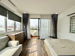 thực tế - căn hộ studio có ban công siêu thoáng, thiết kế tối giản - gần sala, q1