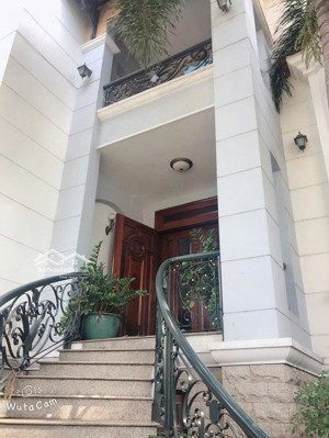 biệt thự siêu phẩm lô góc không gian sống thượng lưu bông sao, quận 8. lh khánh 