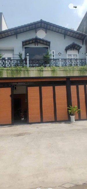 nhà mặt tiền ngang 10m kdc bình hưng gần bến xe quận 8 giá: 6.9 tỉ