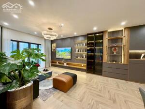 Hiếm căn 154m Mulberry Lane – 3PN 3WC giá 10,4 tỷ