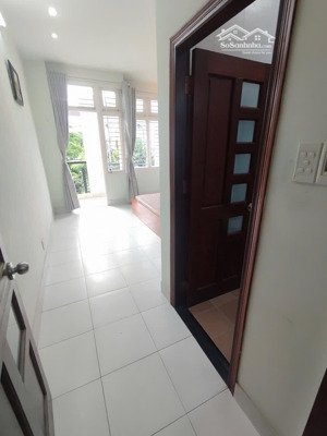 phòng máy lạnh có phòng ngủ tách bếp đường 19 kdc bình hưng cạnh quận 8. ql50