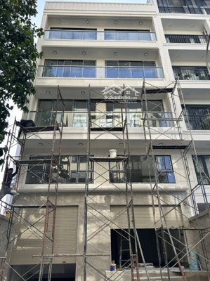 toà nhà chdv mặt tiền phan xích long, phú nhuận; 157m2 (7,5 x 21m); hầm 7 tầng; hđt 200tr, 45 tỷ