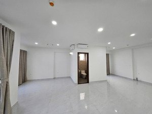 cần bán căn hộ 50m2 hđmb giá 3,550 tỷ tại cc sunrise riverside. lh: 