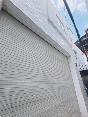 vị trí vip quận 1 nhà 54m2 - hẻm trần hưng đạo - ngang 4.9m xây cao tầng đồng bộ - tiện đầu tư tốt