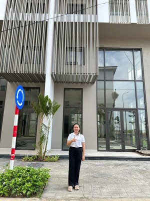 10.6 tỷ/căn. phù hợp để ở, kinh doanh homestay gần trường quốc tế, tt thương mại, cảng tàu cao tốc.