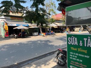 cho thuê nhà phố kinh doanh mặt tiền nguyễn bình. lh 