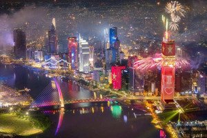 rất gấp giá tốt bán căn hộ 3pn 123m2 giá 28.7ty vinhomes golden river quận 1 sổ hồng