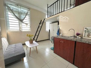 cho thuê duplex cửa sổ trời q1, ngay cầu ông lãnh, chợ bến thành, bùi viện, pullman