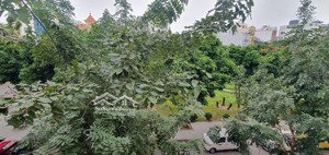 nhà phố trạm,đường cổ linh,long biên,view vườn hoa,vỉa hè,ô tô tránh chạy vòng quanh,nhiều tiện ích