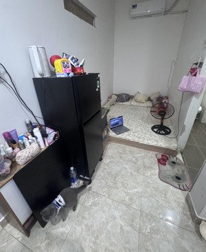 mình cần pass lại phòng trọ giá 3tr5/tháng do đầu tháng 4 phải chuyển đi gấp.