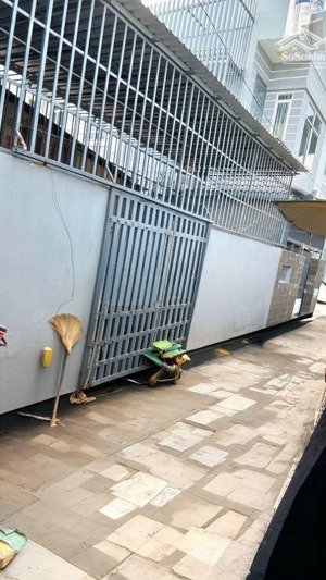 nhà lê văn lương, phước kiển 173m2 - ngang 8m - kế hxh - chỉ 29,5tr/m2