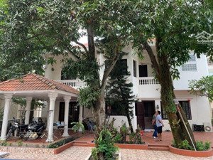 bán villa lê quý đôn 715.9m² 2 tầng - 72 tỷ - biệt thự hồ bơi làng đại học thủ đức