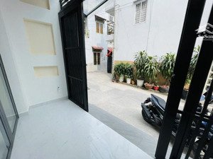 bán gấp hxh nhà đẹp tô hiệu 60m2 2tầng vuông vức 7tỷ