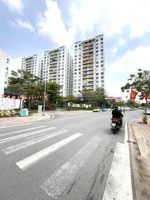 đất cực đẹp 5m x 16m - 80m2 view công viên. khu vip kinh doanh tốt.đường 12m tiện xây khách sạn.vp