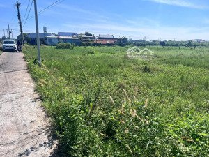 bán gấp lô đất 1227m2 có sẳn 140m2 thổ cư phường hàm thắng