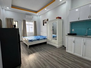 cho thuê studio quận 1 - ban công, full nội thất
