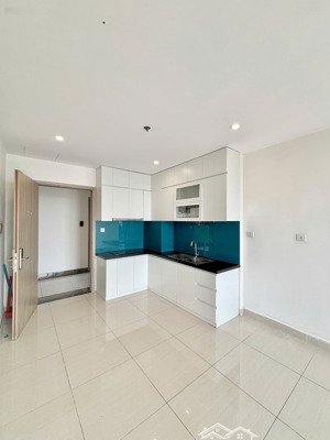 bán nhanh căn hộ 3pn vinhomes grand park đã có sổ riêng đang cho thuê 8.5tr/tháng giá tốt 3.7 tỷ