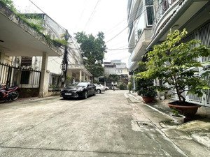 bán nhà phân lô ô tô tránh đê la thành 60m nhỉnh 19 tỷ