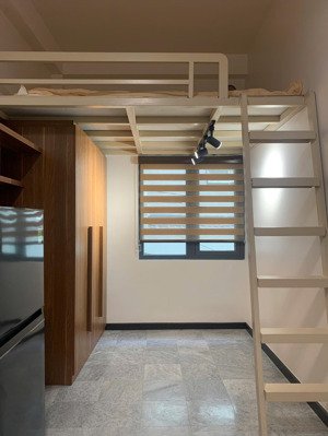 cho thuê căn hộ duplex cửa sổ, sạch sẽ q1 gần bùi viện, chợ bến thành, ngã sáu phù đổng, bitexco