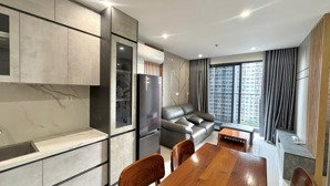 cho thuê căn hộ 2pn+ đầy đủ nội thất, view hồ bơi, ngắm hoàng hôn