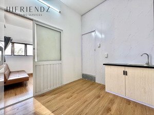 cho thuê căn hộ dạng studi 1pn tách bếp cửa sổ lớn full nội thất mới nằm ngay chân cầu ng văn cừ