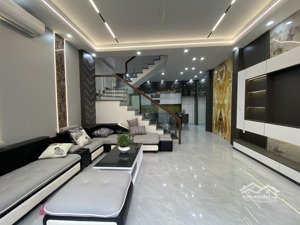 nhà phố thiên lôi 69m2 xây 4 tầng sân cổng lung linh lô góc 2 mặt thoáng