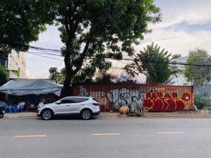 giảm sâu 40 tỷ - 285 tỷ về 245 tỷ - góc 2mt nguyễn văn hưởng - thảo điền q2 - ngang 30m siêu hiếm