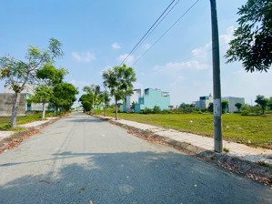 chính chủ em cần bán gấp đất cát tường phú sinh chỉ 990 triệu dt: 72m2 có hỗ trợ cho vay ngân hàng